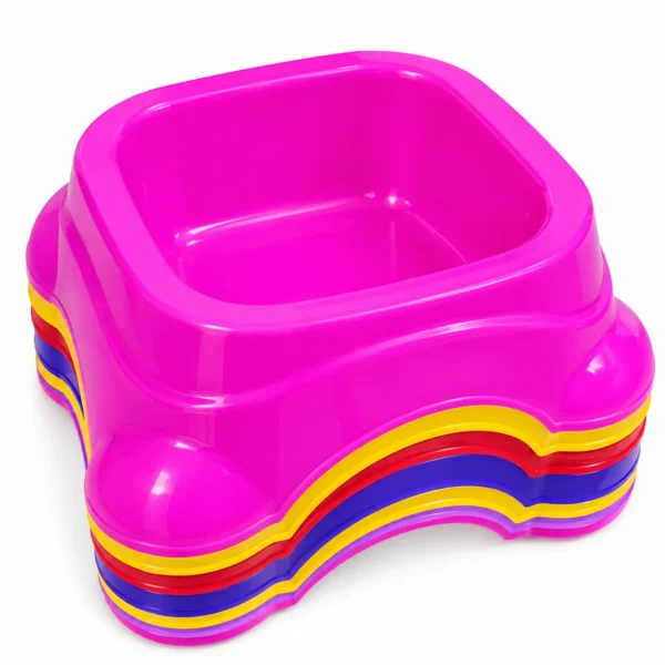 Single plastic bowl for pets